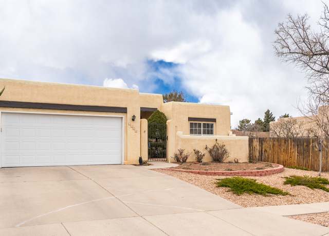 Property at 4202 Arrowhead Ct, Santa Fe, NM 87507, 3 beds, 2 baths