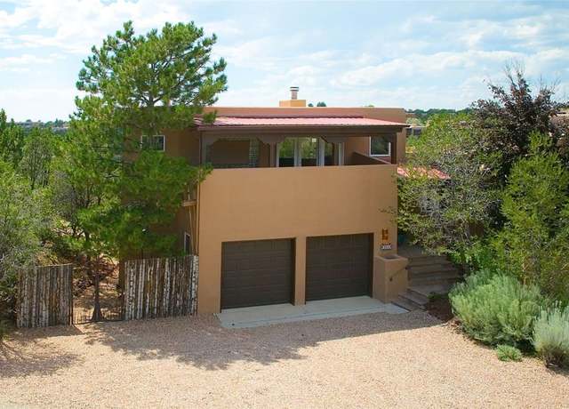 Property at 264 El Duane Ct, Santa Fe, NM 87501, 3 beds, 2 baths