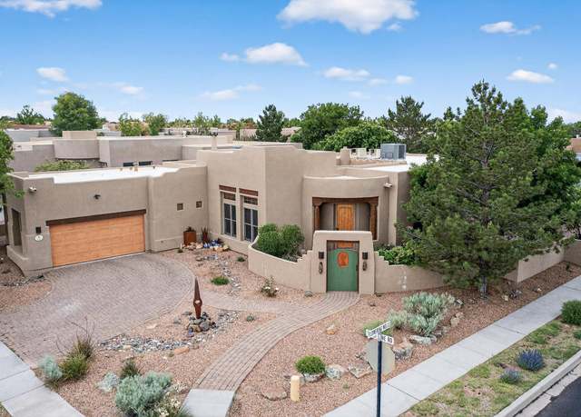 Property at 138 E Chili Line, Santa Fe, NM 87508, 4 beds, 3 baths