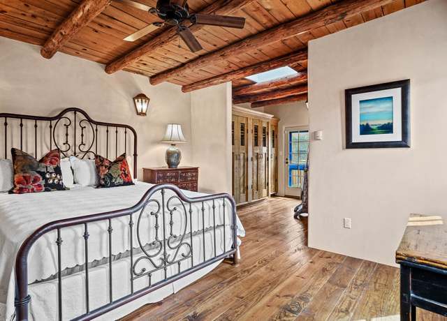 Property at 445 Camino Don Miguel, Santa Fe, NM 87505, 2 beds, 3 baths