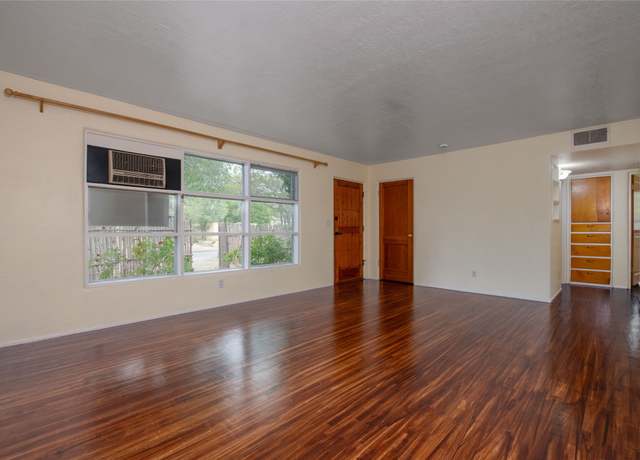 Property at 918 Osage Ave, Santa Fe, NM 87505, 4 beds, 2 baths