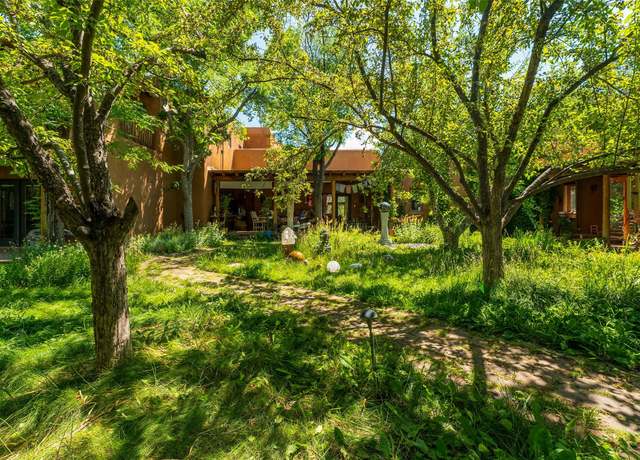 Property at 525 Camino Militar, Santa Fe, NM 87501, 5 beds, 4.5 baths