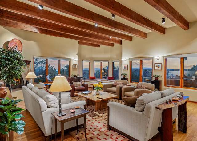 Property at 972 Indian Ridge Rd, Santa Fe, NM 87501, 4 beds, 4.5 baths