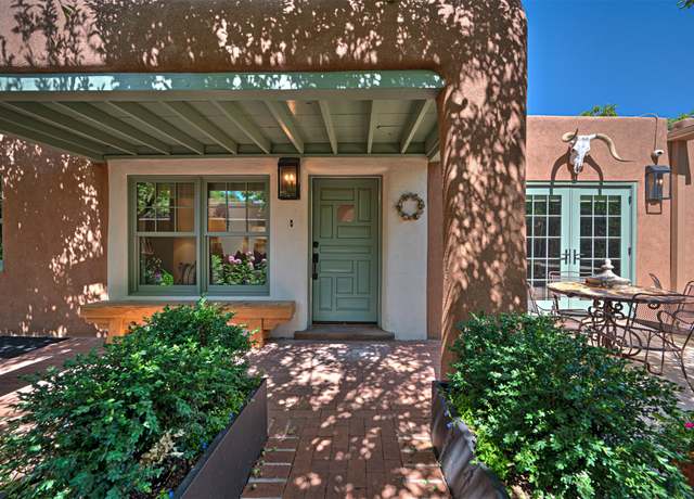 Property at 512 Acequia Madre Unit C, Santa Fe, NM 87505, 2 beds, 2.5 baths
