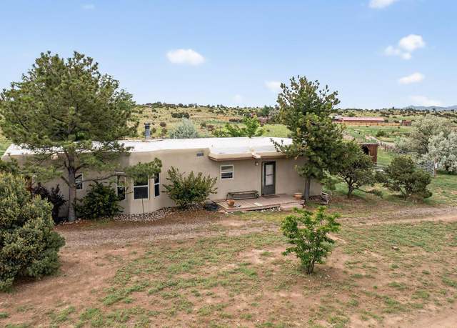 Property at 19 Arroyo Trl, Santa Fe, NM 87508, 3 beds, 2 baths
