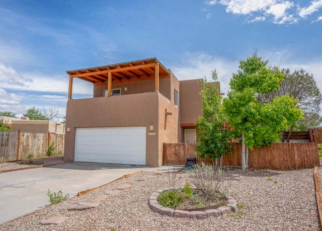 Property at 1942 Morris Pl, Santa Fe, NM 87505, 3 beds, 2.5 baths