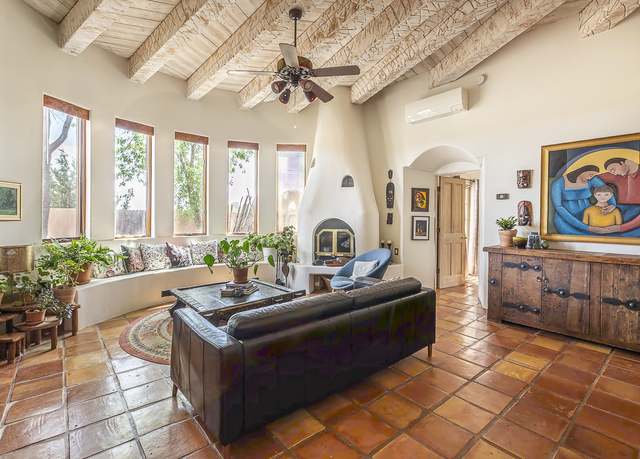 Property at 33 Moya Loop, Santa Fe, NM 87508, 4 beds, 3 baths