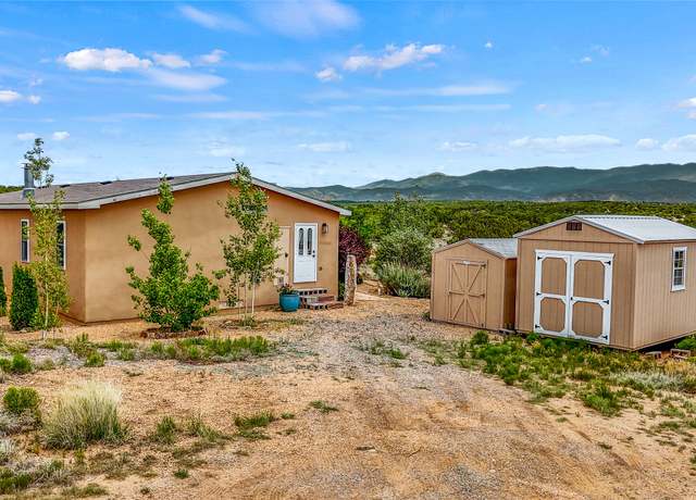 Property at 1513 Mirada, Santa Fe, NM 87506, 3 beds, 2 baths