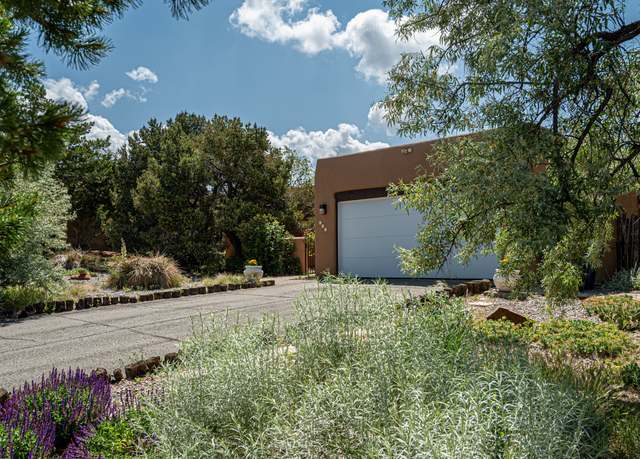 Property at 678 Callecita Jicarilla, Santa Fe, NM 87505, 3 beds, 2 baths