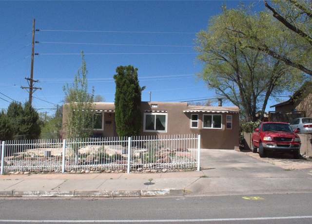 Property at 988 Avenida De Las Campanas, Santa Fe, NM 87507, 3 beds, 1.5 baths