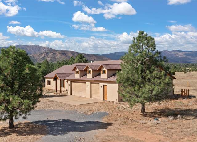 Property at 36 Penny Ln, Las Vegas, NM 87701, 6 beds, 4.5 baths