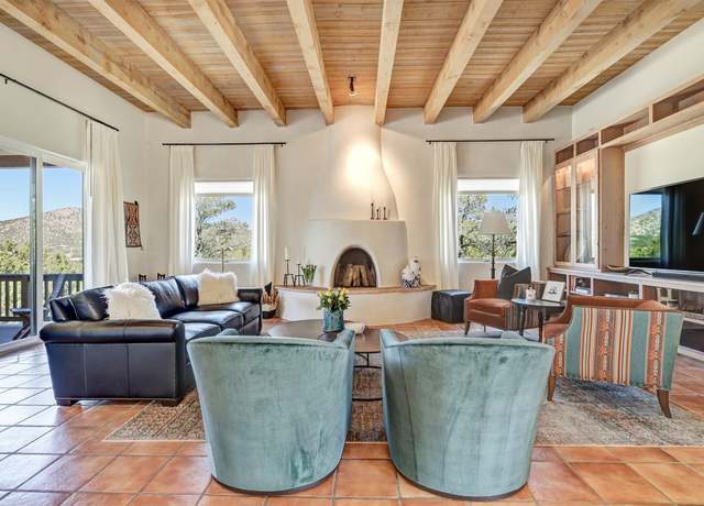 Property at 20 Agua Viviendo, Santa Fe, NM 87508, 3 beds, 2 baths