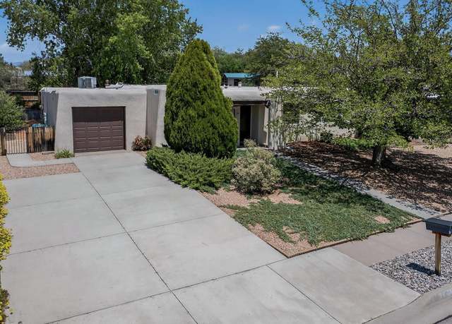 Property at 2454 Camino Capitan, Santa Fe, NM 87505, 3 beds, 2 baths