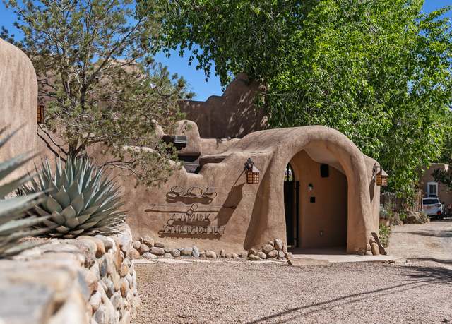 Property at 905 Camino Santander, Santa Fe, NM 87505, 4 beds, 3.5 baths