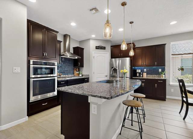 Property at 4707 Viento Del Norte, Santa Fe, NM 87507, 3 beds, 2 baths