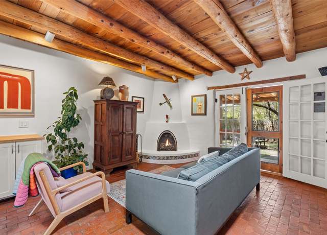 Property at 554 Armijo St, Santa Fe, NM 87501, 1 bed, 1 bath