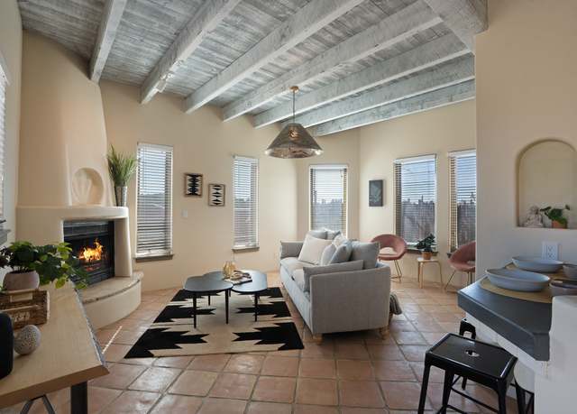 Property at 5 Sombra Ct, Santa Fe, NM 87508, 4 beds, 3 baths