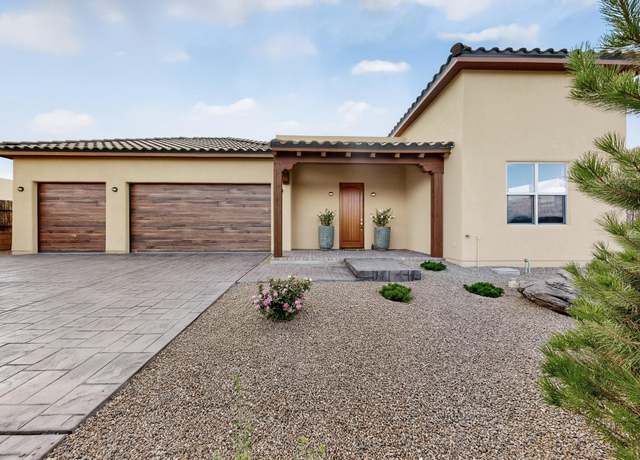 Property at 24 La Pradera, Santa Fe, NM 87508, 3 beds, 3.5 baths