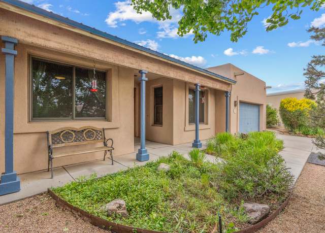 Property at 3 Periwinkle Pl, Santa Fe, NM 87508, 3 beds, 2 baths