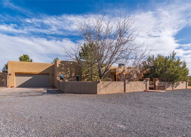 Property at 12 Estancia Ct, Santa Fe, NM 87506, 4 beds, 3 baths