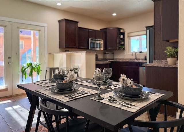 Property at 5277 Via Del Cielo, Santa Fe, NM 87507, 3 beds, 2.5 baths