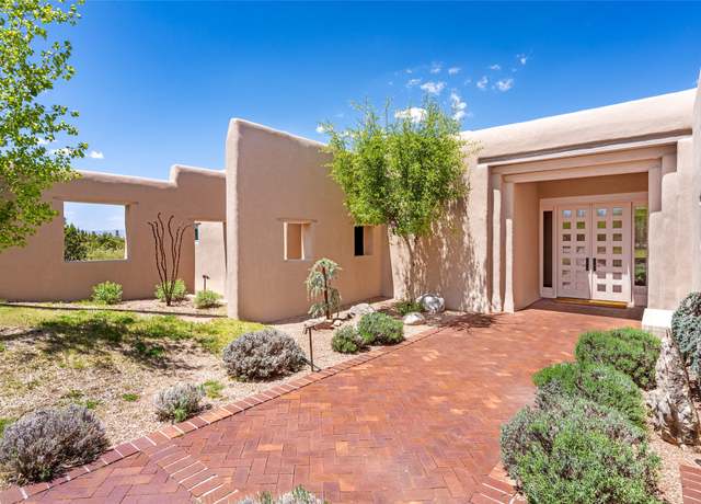 Property at 98 Vuelta Maria, Santa Fe, NM 87506, 3 beds, 5 baths