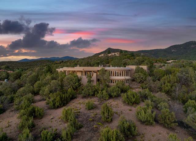 Property at 708 Camino Ocaso Del Sol, Santa Fe, NM 87505, 5 beds, 3.5 baths
