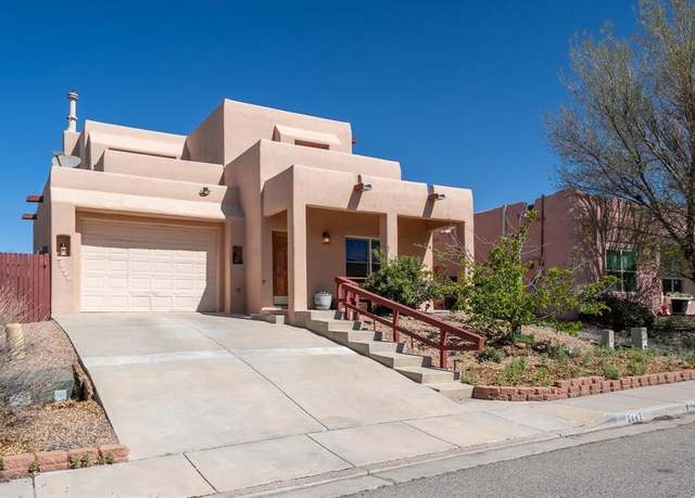 Property at 6442 Cerros Grandes Dr, Santa Fe, NM 87507, 3 beds, 3 baths