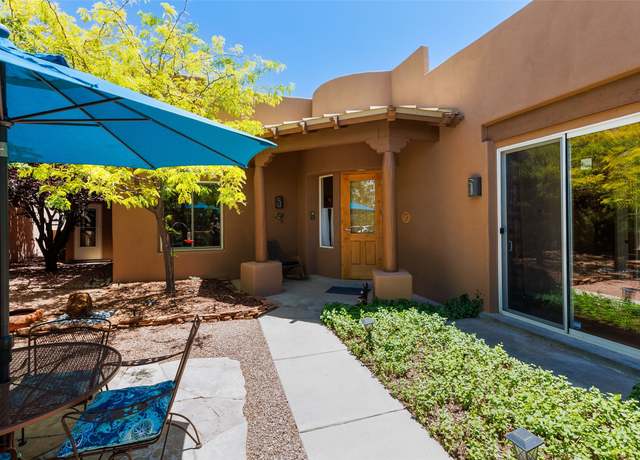 Property at 14 Prairie Crest Dr, Santa Fe, NM 87508, 3 beds, 2 baths