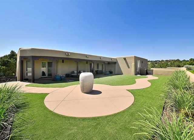 Property at 30 Bluestem Dr, Santa Fe, NM 87506, 4 beds, 3.5 baths