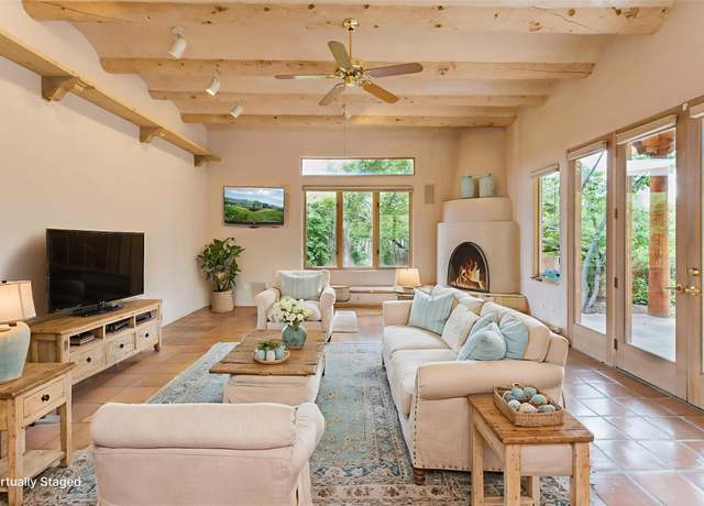 Property at 103 1/2 Victoria St, Santa Fe, NM 87505, 3 beds, 3 baths