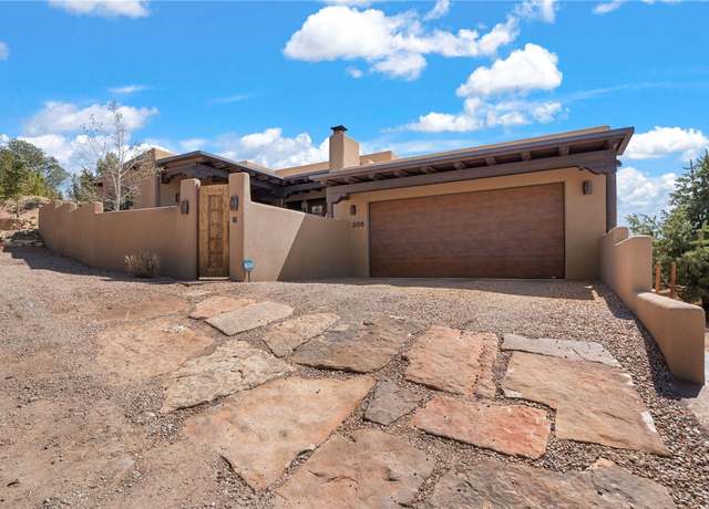 Property at 306 Callecita Pl, Santa Fe, NM 87501, 3 beds, 3 baths