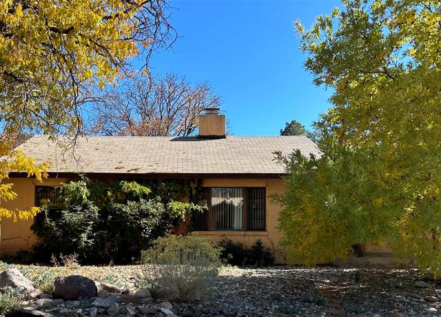 Property at 111 Camino Matias, Santa Fe, NM 87501, 3 beds, 2 baths