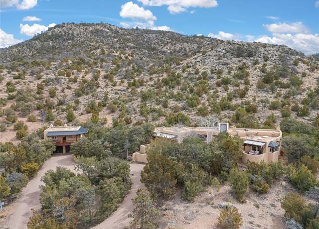 Property at 1025 Foothills Trl, Santa Fe, NM 87505, 5 beds, 3.5 baths
