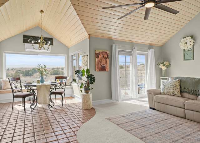 Property at 17 Vereda Romero, Santa Fe, NM 87506, 3 beds, 2 baths