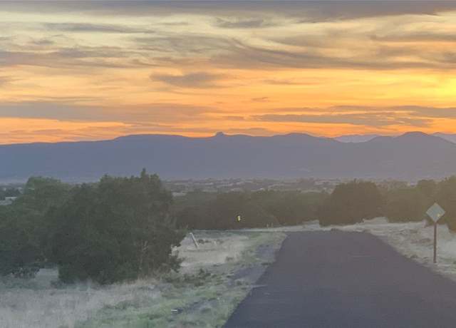 Property at 19 W Camino Del Cielo, Santa Fe, NM 87506