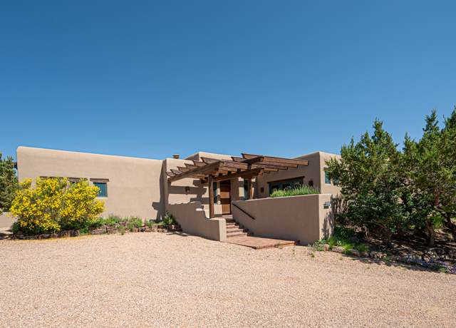 Photo of home in Santa Fe County
