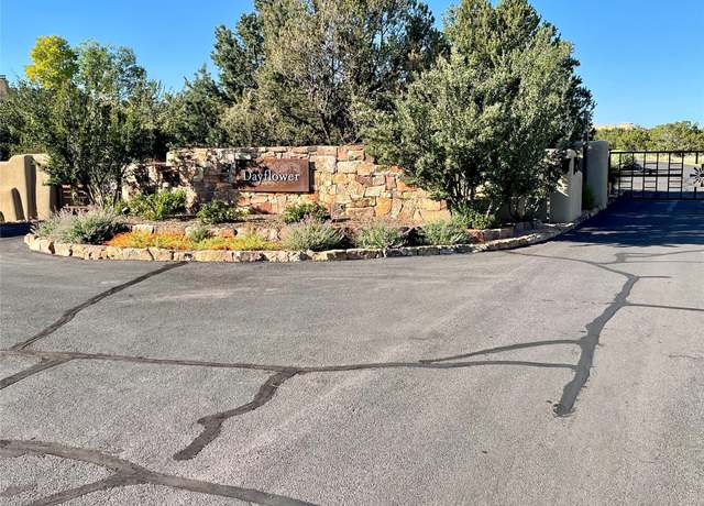 Property at 103 Sunflower Dr, Santa Fe, NM 87506, 3 beds, 2.5 baths
