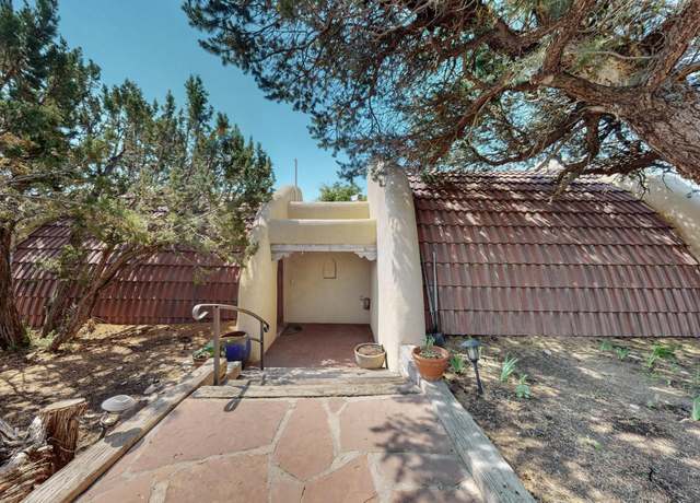 Property at 1 Frasco Way, Santa Fe, NM 87508, 3 beds, 2 baths