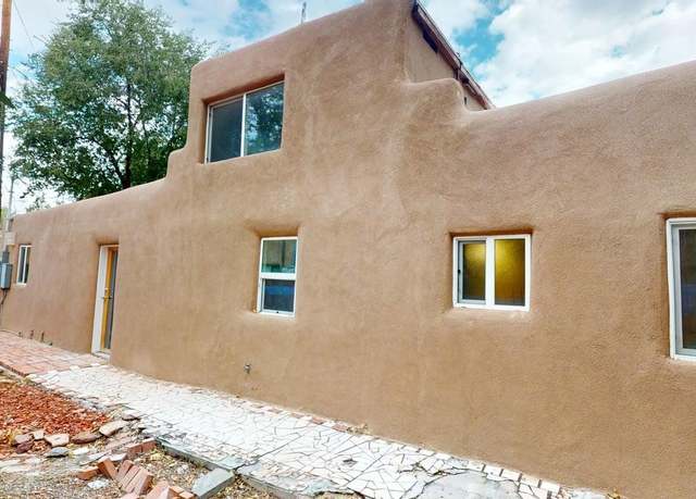 Property at 149 Candelario, Santa Fe, NM 87501