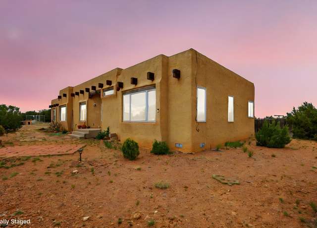 Property at 42 Sunrise Rd, Santa Fe, NM 87507, 3 beds, 2 baths