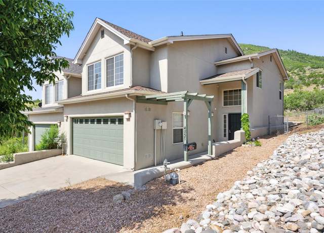 Property at 4857 Yucca St, Los Alamos, NM 87544, 3 beds, 2.5 baths