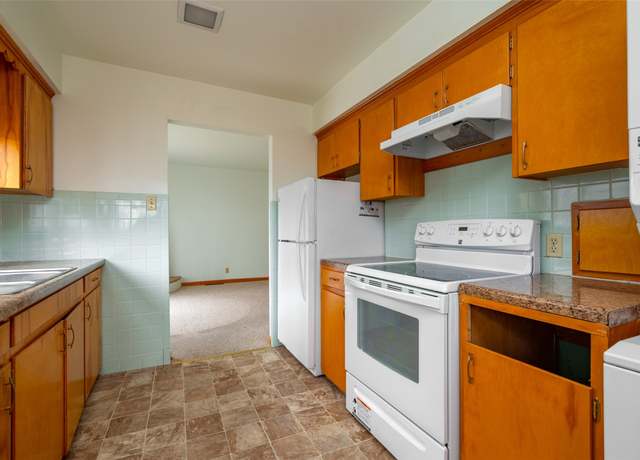 Property at 107 A&B Camino Santiago Lot 4, Santa Fe, NM 87501, 3 beds, 2 baths