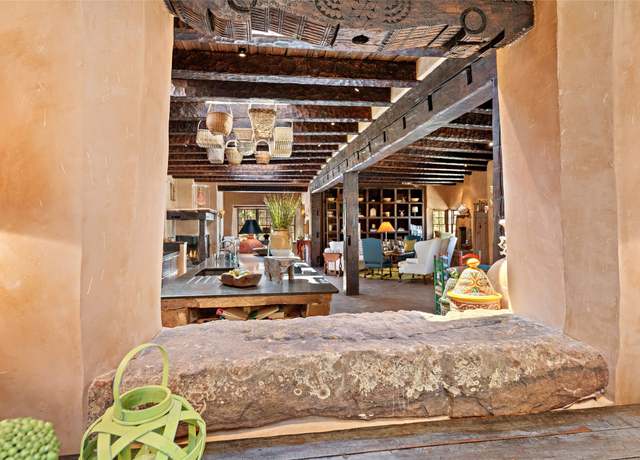 Property at 196 Overlook Rd, Santa Fe, NM 87505, 3 beds, 3.5 baths