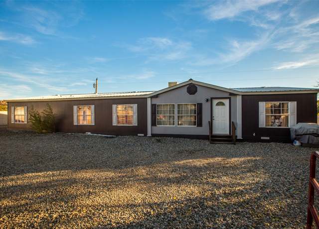 Property at 1606 E Calle Celestino, Espanola, NM 87532, 4 beds, 3 baths