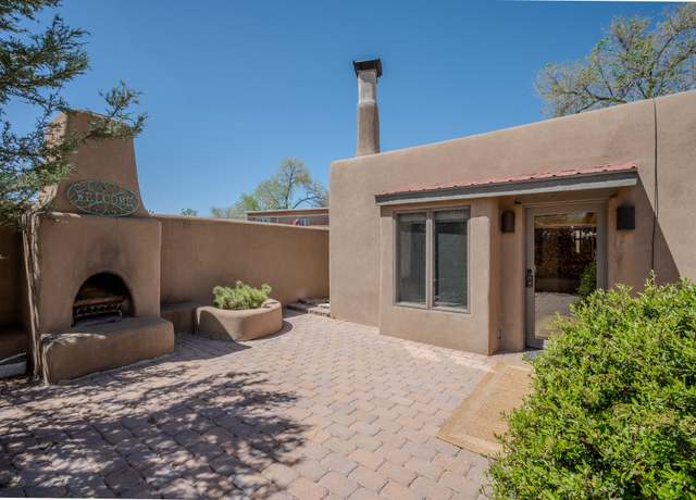 Property at 246 Maynard St, Santa Fe, NM 87501, 2 beds, 2 baths