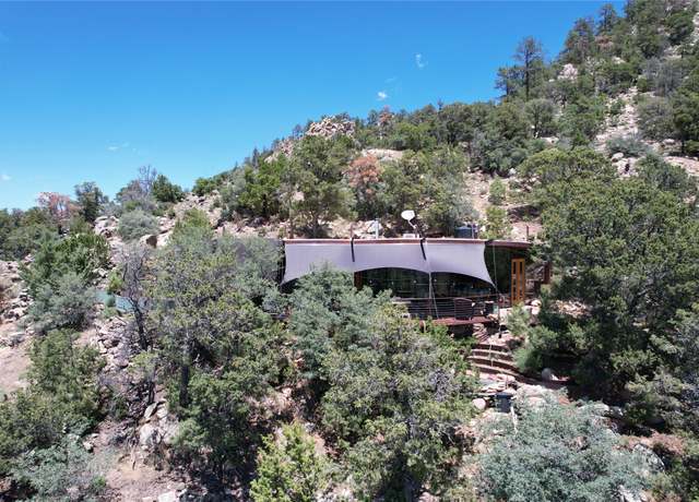 Property at 41 Ridge Rd, Santa Fe, NM 87505, 1 bed, 1 bath
