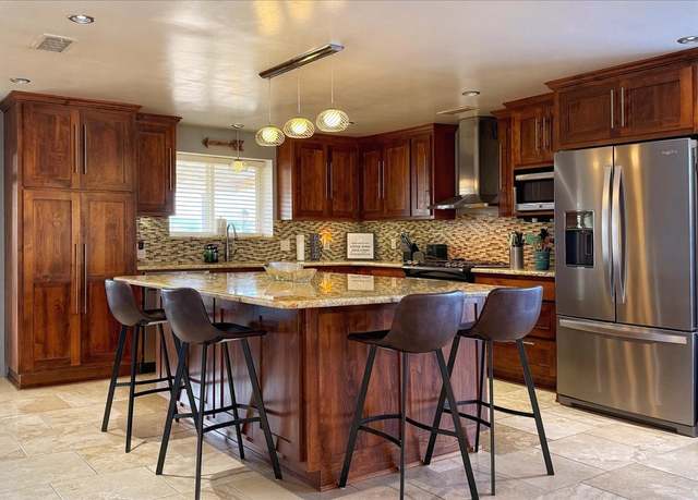 Property at 1530 Odelia Ln, Espanola, NM 87532, 3 beds, 1 bath