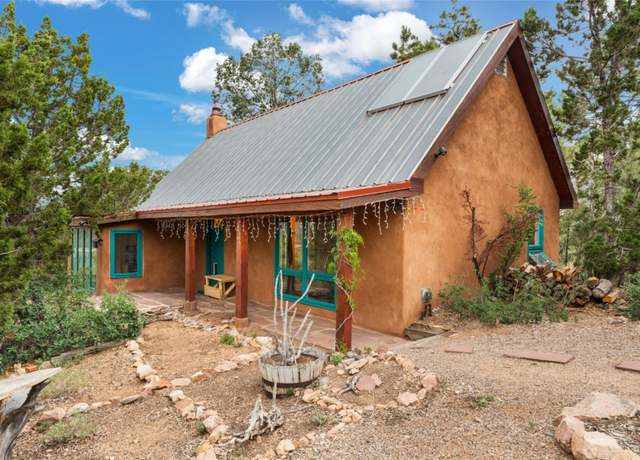 Property at 87 Quartz Trl, Santa Fe, NM 87505, 1 bed, 1 bath
