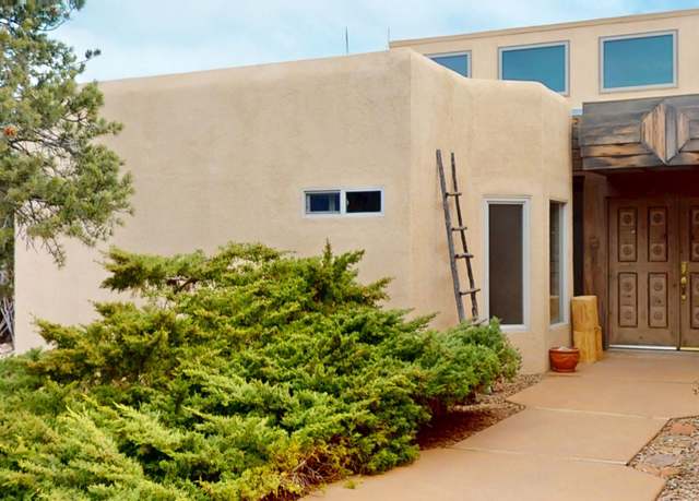 Property at 2 Estrella De La Manana, Santa Fe, NM 87508, 3 beds, 3 baths